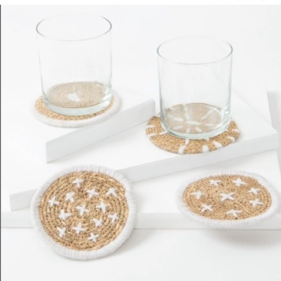 BLOOMINGVILLE Woven Seagrass Coasters - Picture 3 of 10